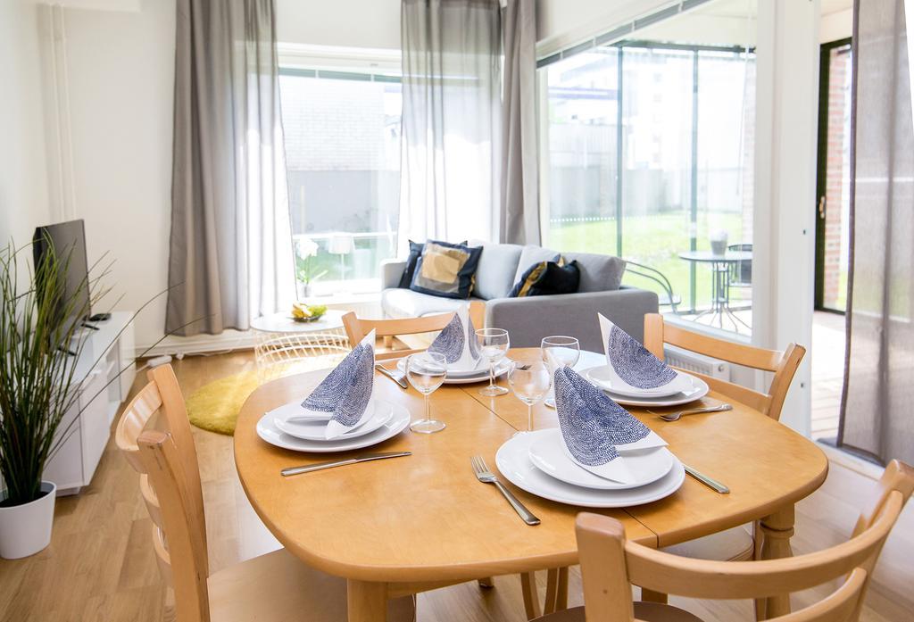 Kotimaailma Apartments Vaasa Buitenkant foto
