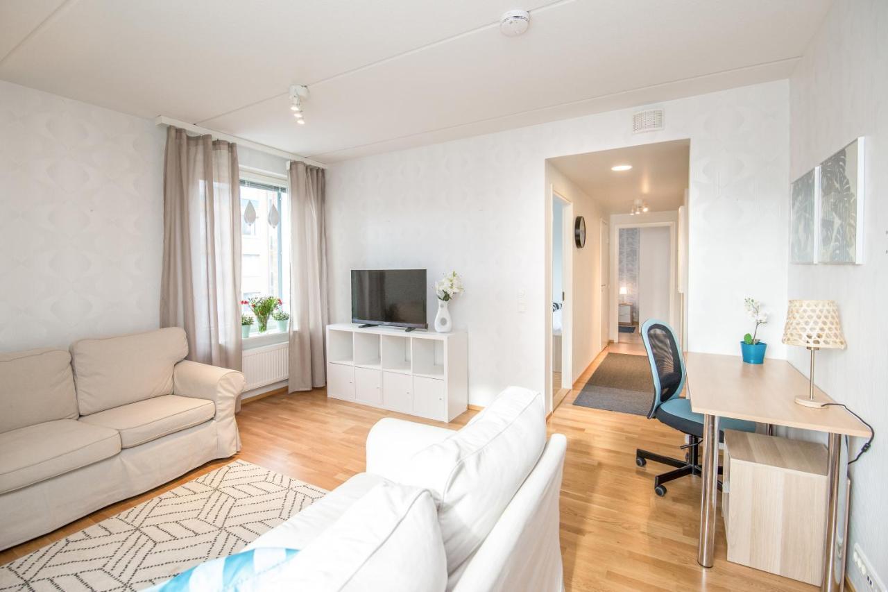 Kotimaailma Apartments Vaasa Buitenkant foto