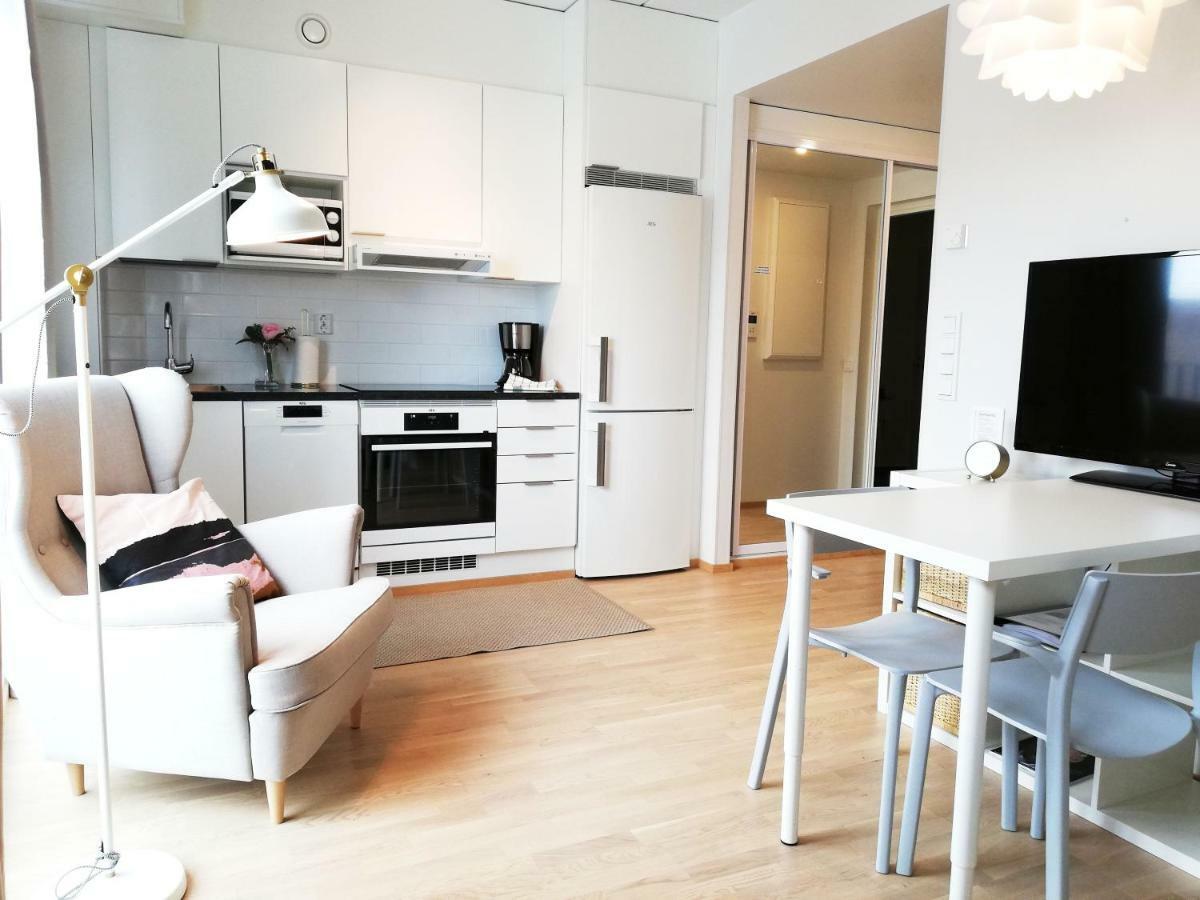 Kotimaailma Apartments Vaasa Buitenkant foto