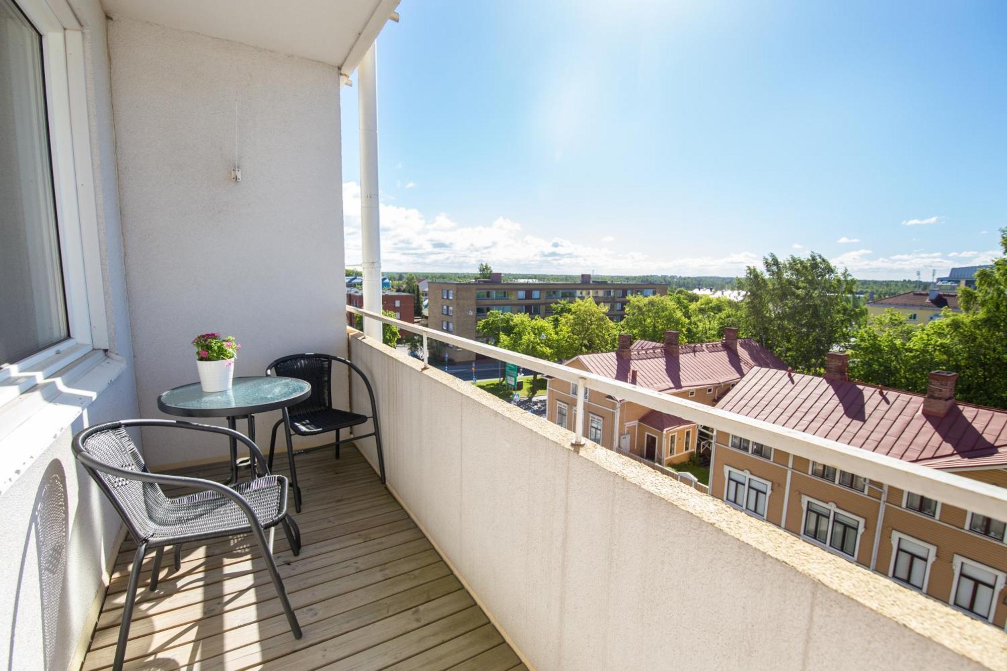 Kotimaailma Apartments Vaasa Buitenkant foto
